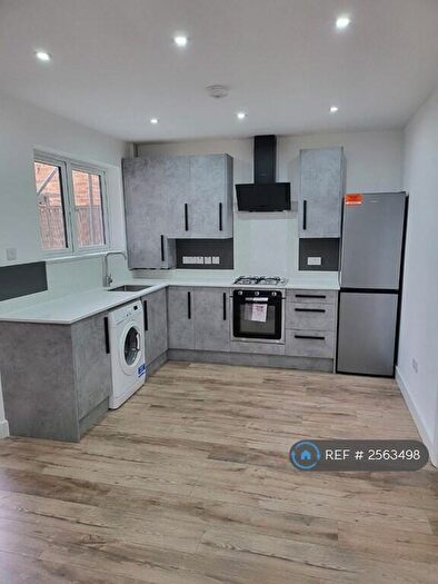 1 Bedroom Flat To Rent In Barkingside, Ilford, IG6