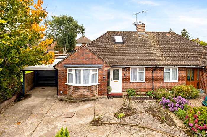 3 Bedroom Semi-Detached Bungalow For Sale In The Plat, Horsham, RH12