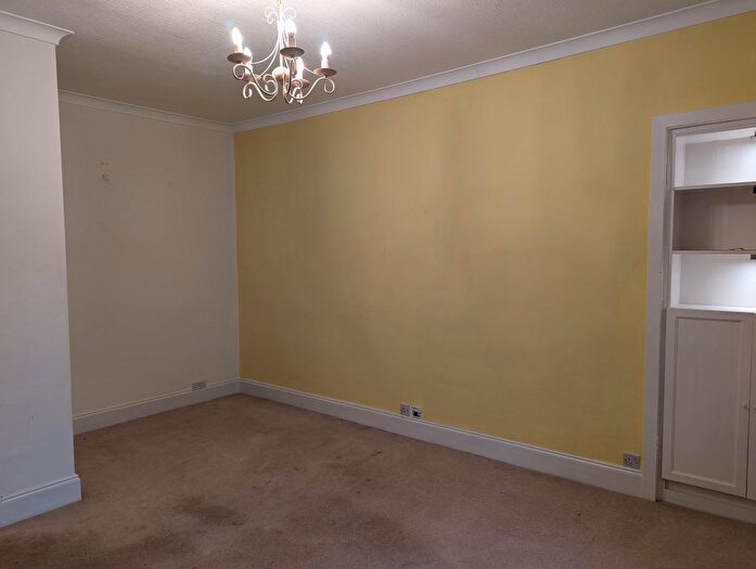 1 Bedroom Flat To Rent In Polton Cottages, Lasswade, EH18
