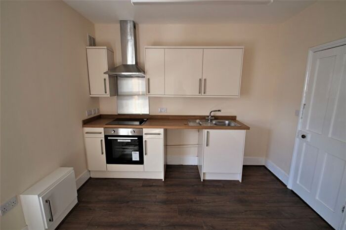 1 Bedroom Flat To Rent In Charlotte Street, Rugby, CV21