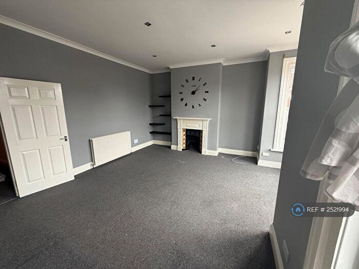 2 Bedroom Flat To Rent In Arthur Road, Southampton, SO15