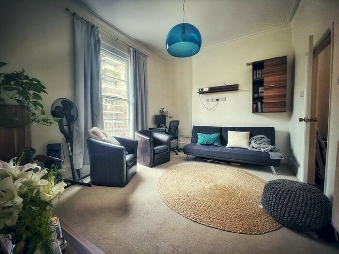1 Bedroom Flat To Rent In Aylesford Street, Pimlico, London, SW1V