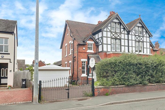6 Bedroom Semi-Detached House For Sale In Crewe Road, Alsager, ST7