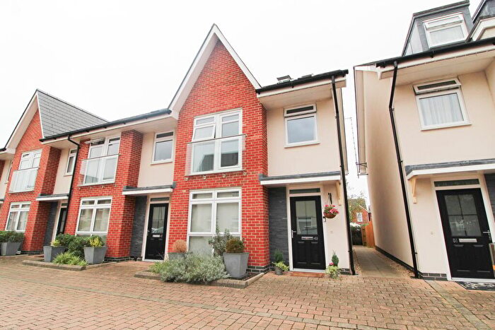 4 Bedroom End Of Terrace House For Sale In Stabler Way, Poole, BH15