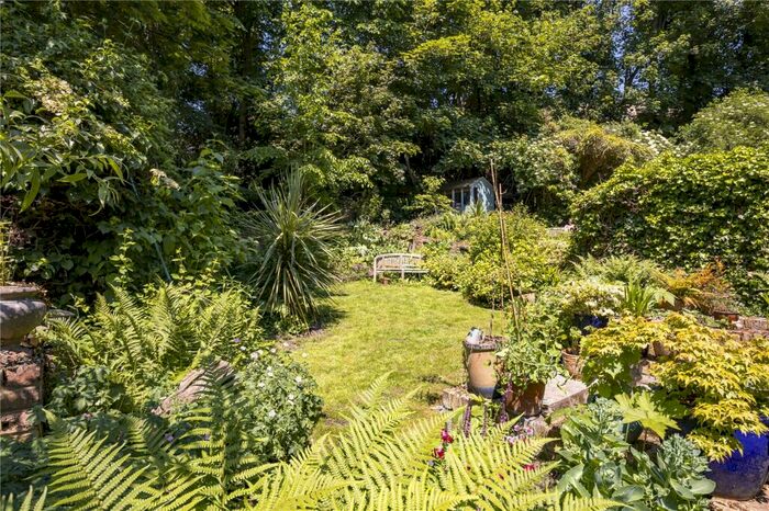 4 Bedroom Maisonette To Rent In Archway Road, Archway, London, N19