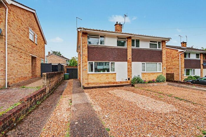 3 Bedroom Semi-Detached House For Sale In Edelvale Road, Bitterne, SO18