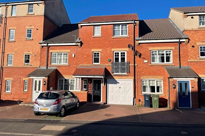 4 Bedroom Terraced House To Rent In Foster Drive, Gateshead, Tyne And Wear, NE8