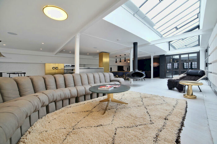 2 Bedroom Apartment To Rent In Metropolitan Wharf, Wapping, E1W