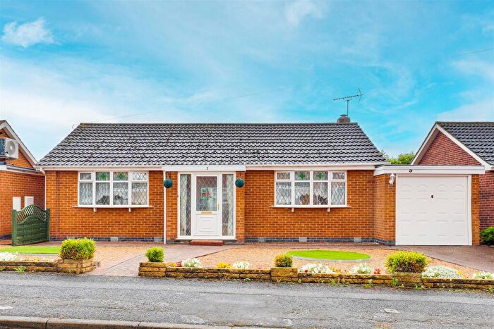 2 Bedroom Detached Bungalow For Sale In Gorse Close, Calverton, Nottinghamshire, NG14