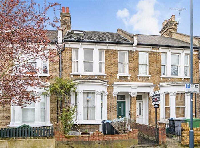 2 Bedroom Flat For Sale In Torbay Road, London, NW6