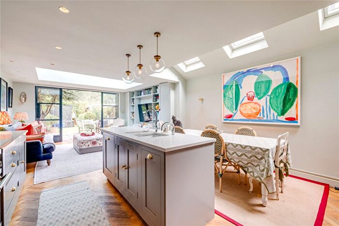4 Bedroom Terraced House For Sale In Hugon Road, London, SW6