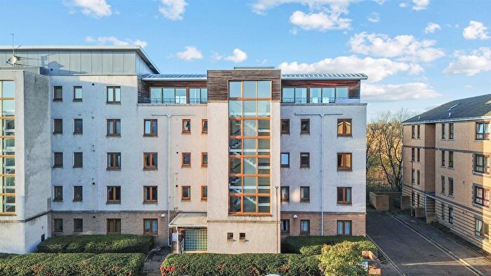 5 Bedroom Flat To Rent In Northcote Street, Edinburgh, EH11