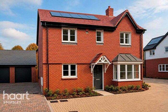 4 Bedroom Detached House For Sale In Lewin Park, Langford, SG18
