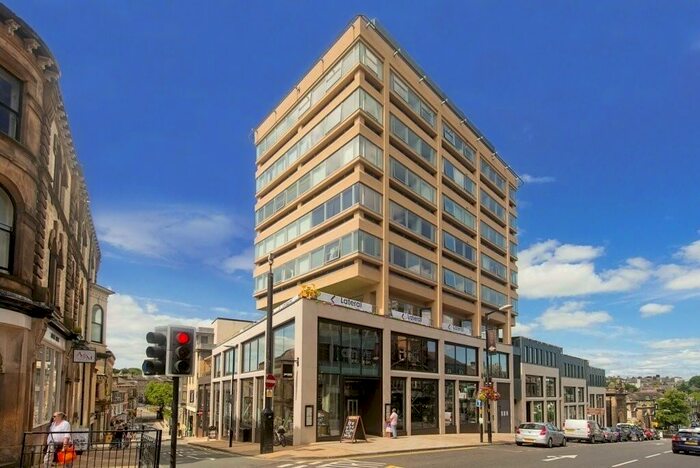 2 Bedroom Apartment For Sale In Parliament Street, Harrogate, HG1