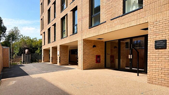 1 Bedroom Flat To Rent In Twerton, Bath, BA2