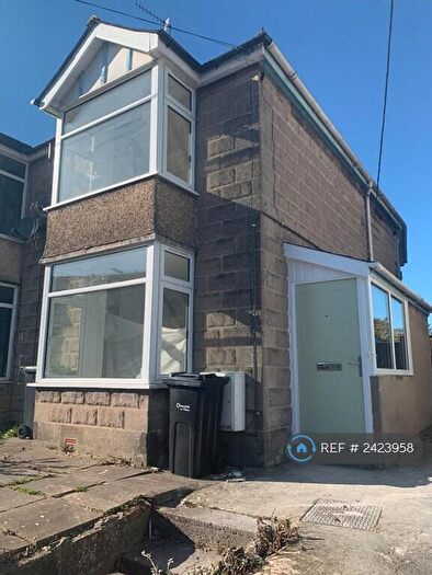 3 Bedroom Semi-Detached House To Rent In Oxford Road, Calne, SN11