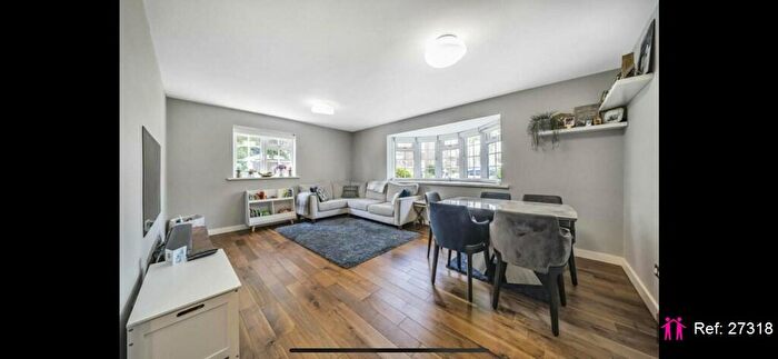 2 Bedroom Apartment To Rent In Bispham Road, London, NW10
