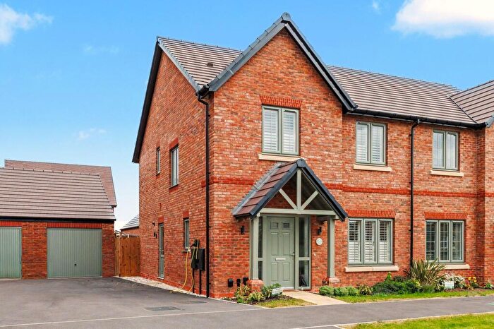 4 Bedroom Semi Detached House For Sale In Woodman Close, Shackleton Village, CV37