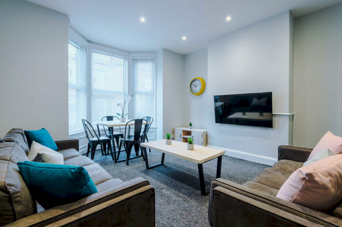 7 Bedroom Property To Rent In Norwood Terrace, Leeds, LS6