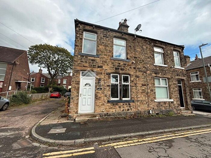 3 Bedroom End Of Terrace House For Sale In Fenton Street, Mirfield, WF14