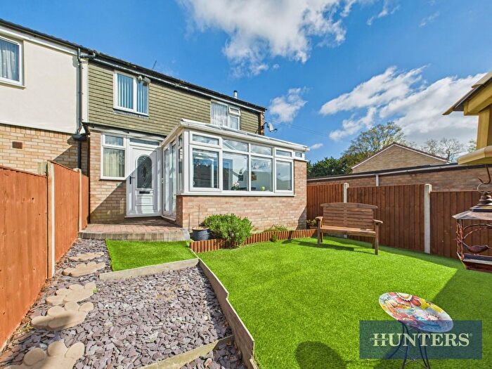 3 Bedroom End Of Terrace House For Sale In Emsdale Walk, Bridlington, YO16