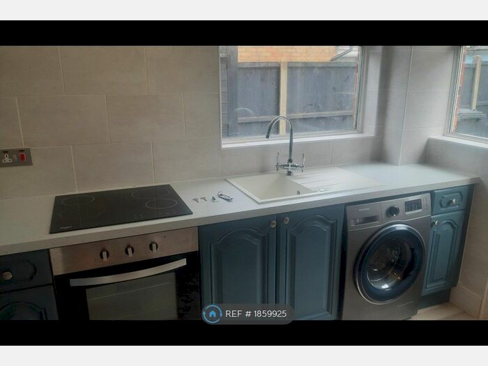 3 Bedroom Semi-Detached House To Rent In Barley Close, Herne Bay, CT6