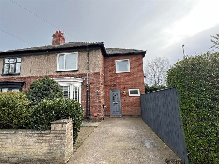 4 Bedroom Semi Detached House For Sale In Davison Road, Darlington, DL1