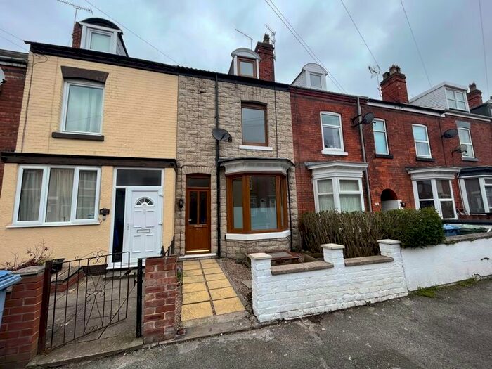 4 Bedroom Terraced House To Rent In Cobwell Road, Retford, DN22