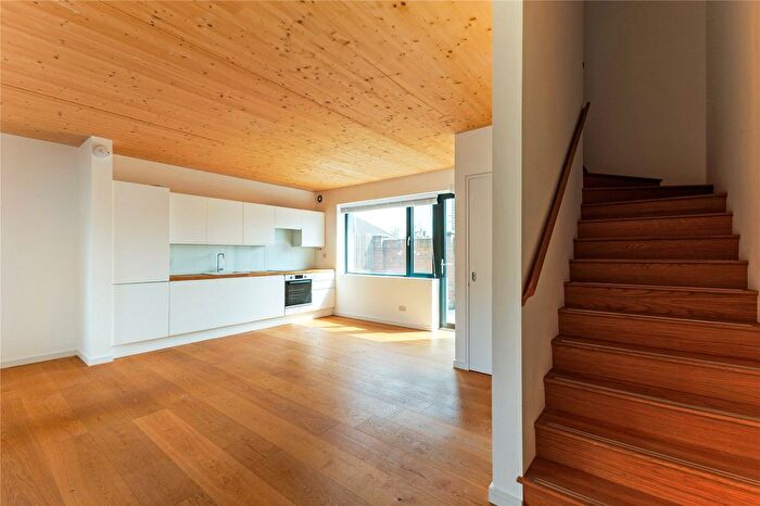 1 Bedroom Flat To Rent In Chobham Road, London, E15
