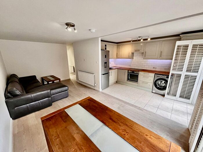 2 Bedroom Flat To Rent In St. Georges Square, Narrow Street, Limehouse, London, E14