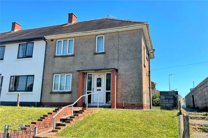 3 Bedroom End Of Terrace House For Sale In Cambrian Street, Llanelli, Carmarthenshire, SA15