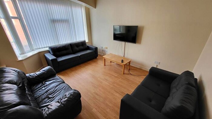 1 Bedroom House To Rent In Longford Place, Manchester, M14