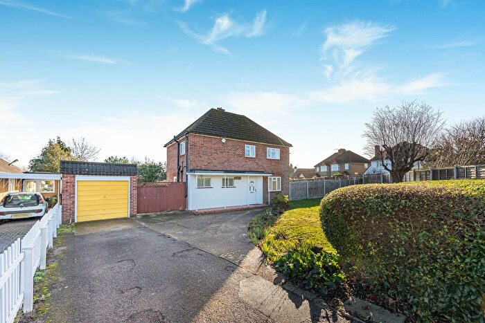 3 Bedroom Detached House For Sale In Edith Road, Maidenhead, SL6
