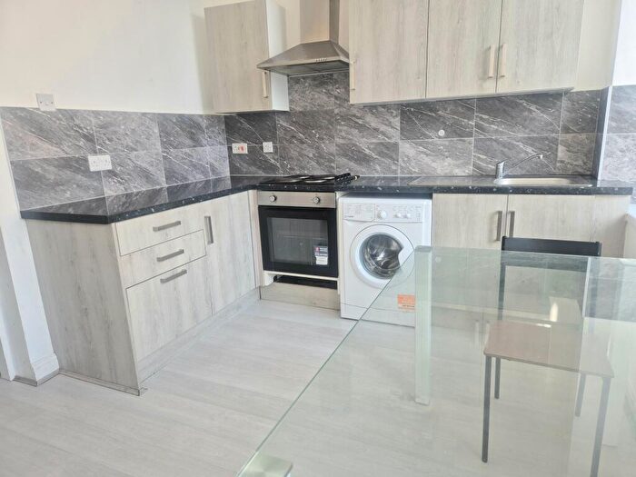 1 Bedroom Apartment To Rent In Bull Green, Halifax, HX1