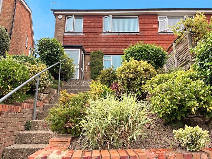 3 Bedroom Semi-Detached House To Rent In Sedlescombe Gardens, St. Leonards, TN38