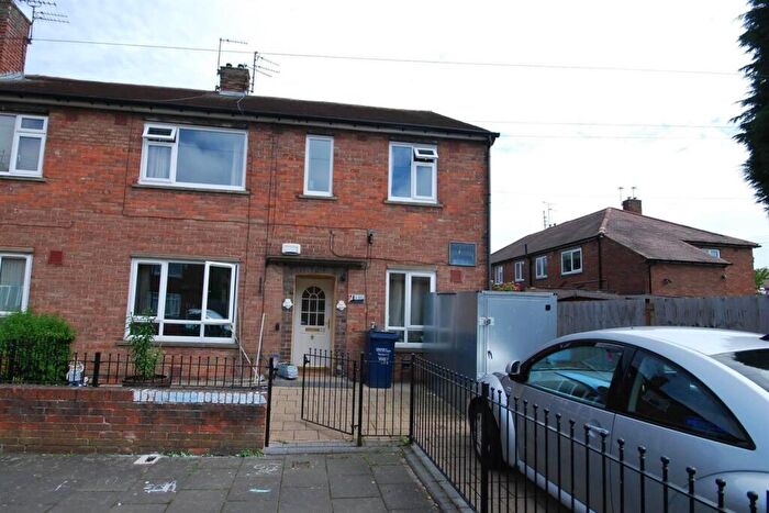 2 Bedroom Apartment For Sale In Falstone Square, Gosforth, NE3