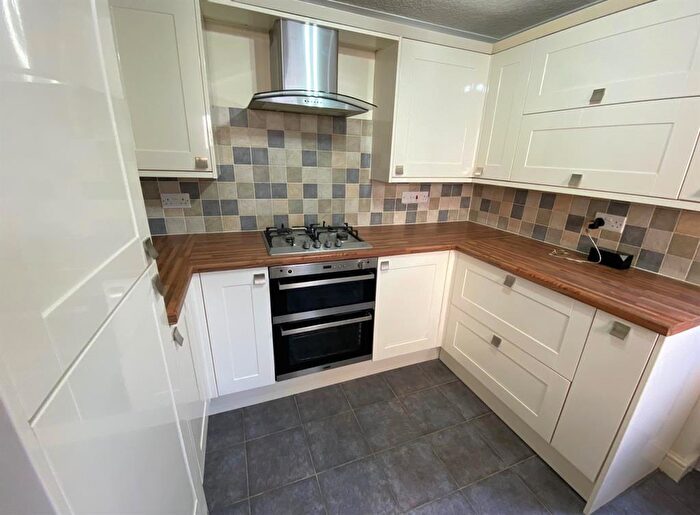 2 Bedroom Flat To Rent In Hall Park View, Workington, CA14