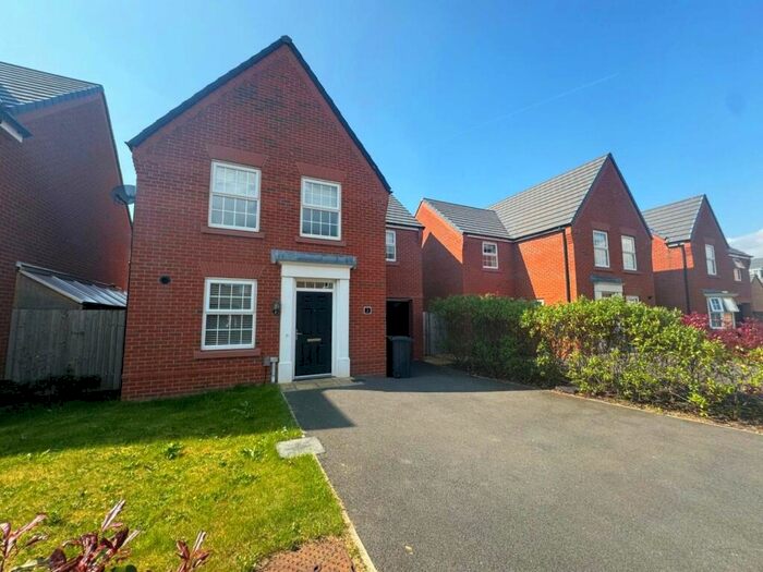 3 Bedroom Detached House To Rent In Maplebeck Drive, Kew, Southport, Merseyside, PR8