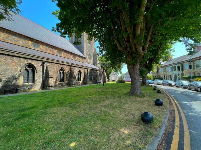 2 Bedroom Flat To Rent In Earle Place, Canton, Cardiff, CF5