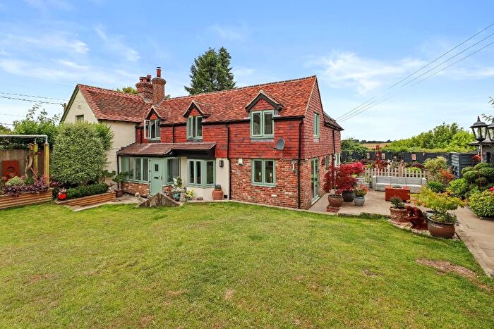 4 Bedroom Semi-Detached House For Sale In North Street, Punnetts Town, East Sussex, TN21
