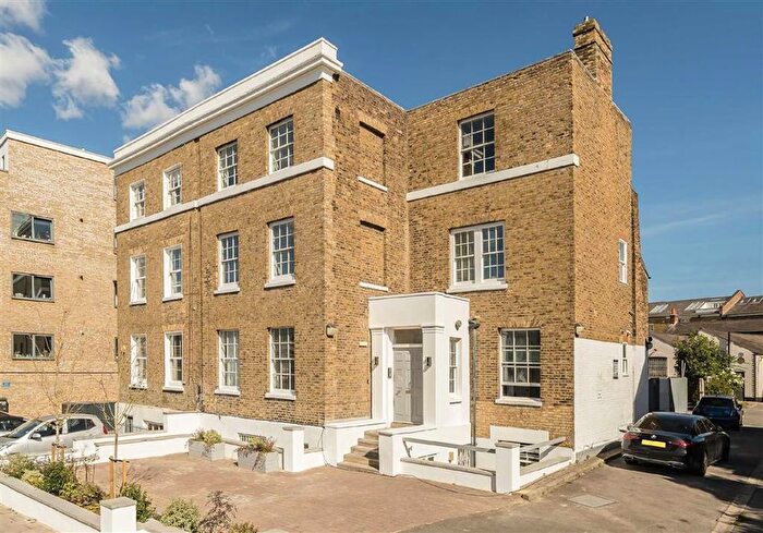 1 Bedroom Flat For Sale In Park Hill, Clapham, SW4