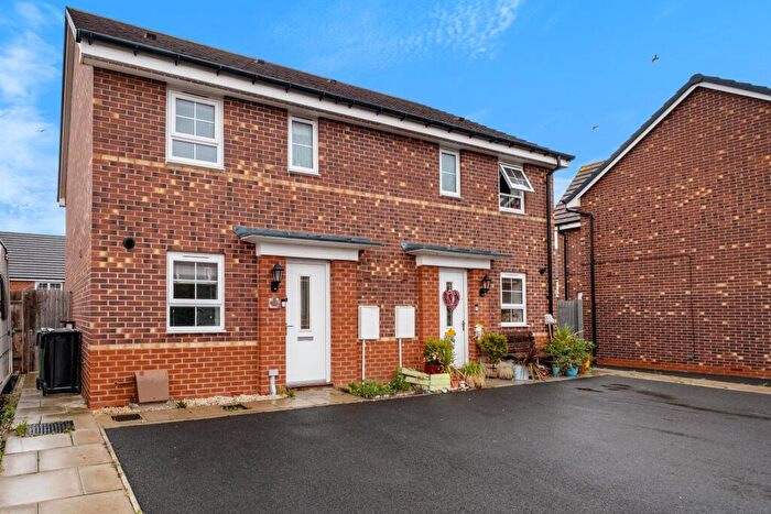 3 Bedroom Semi-Detached House For Sale In Nicklin Way, Stoke Prior, Bromsgrove, Worcestershire, B60