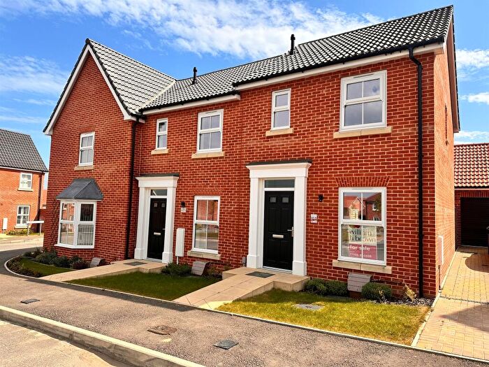 2 Bedroom End Of Terrace House For Sale In St. Johns Park, Bungay, NR35