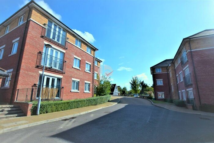 1 Bedroom Apartment For Sale In Ratcliffe Court, Colchester, CO4
