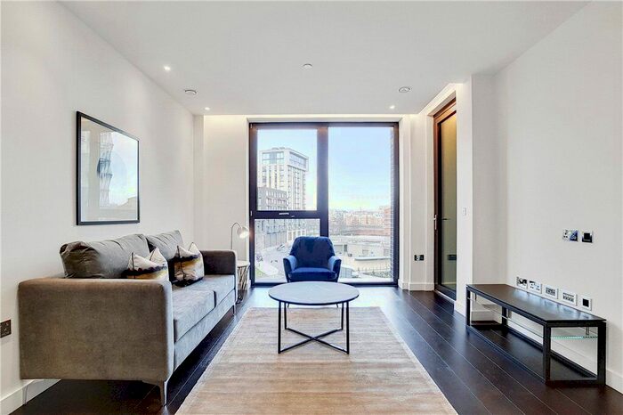 2 Bedroom Flat To Rent In Charles Clowes Walk, London, SW11