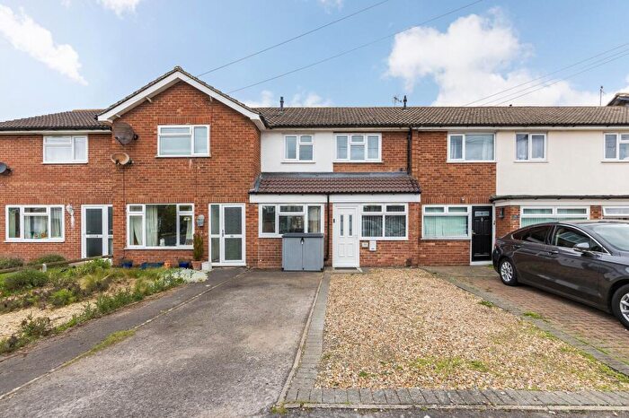 3 Bedroom Terraced House For Sale In Parsons Mead, Abingdon, OX14