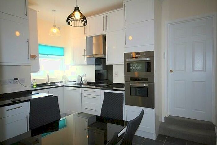 1 Bedroom Apartment To Rent In Oxford Road, Windsor, Berkshire, SL4