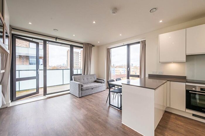1 Bedroom Flat For Sale In Barrell Makers House, Canary Wharf, London, E14