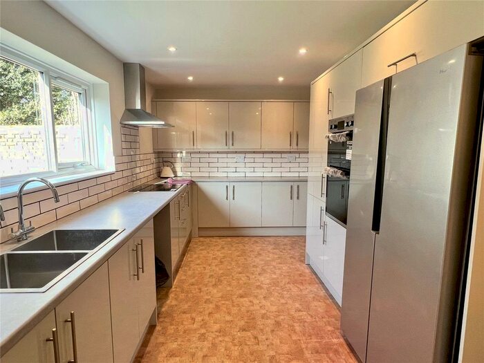 4 Bedroom Detached House To Rent In St. Stephens Road, Canterbury, Kent, CT2