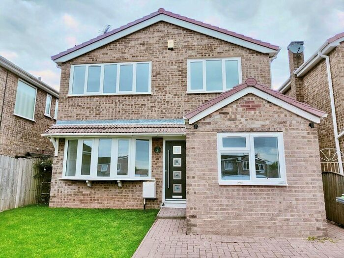 4 Bedroom Detached House To Rent In Leamington Drive, Chilwell, NG9